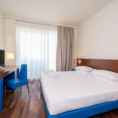 Hotel Balance Milano Marittima Exterior photo