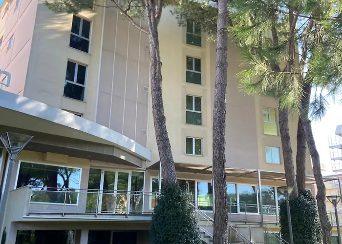 Hotel Balance